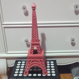 Pink Eiffel Tower Decor